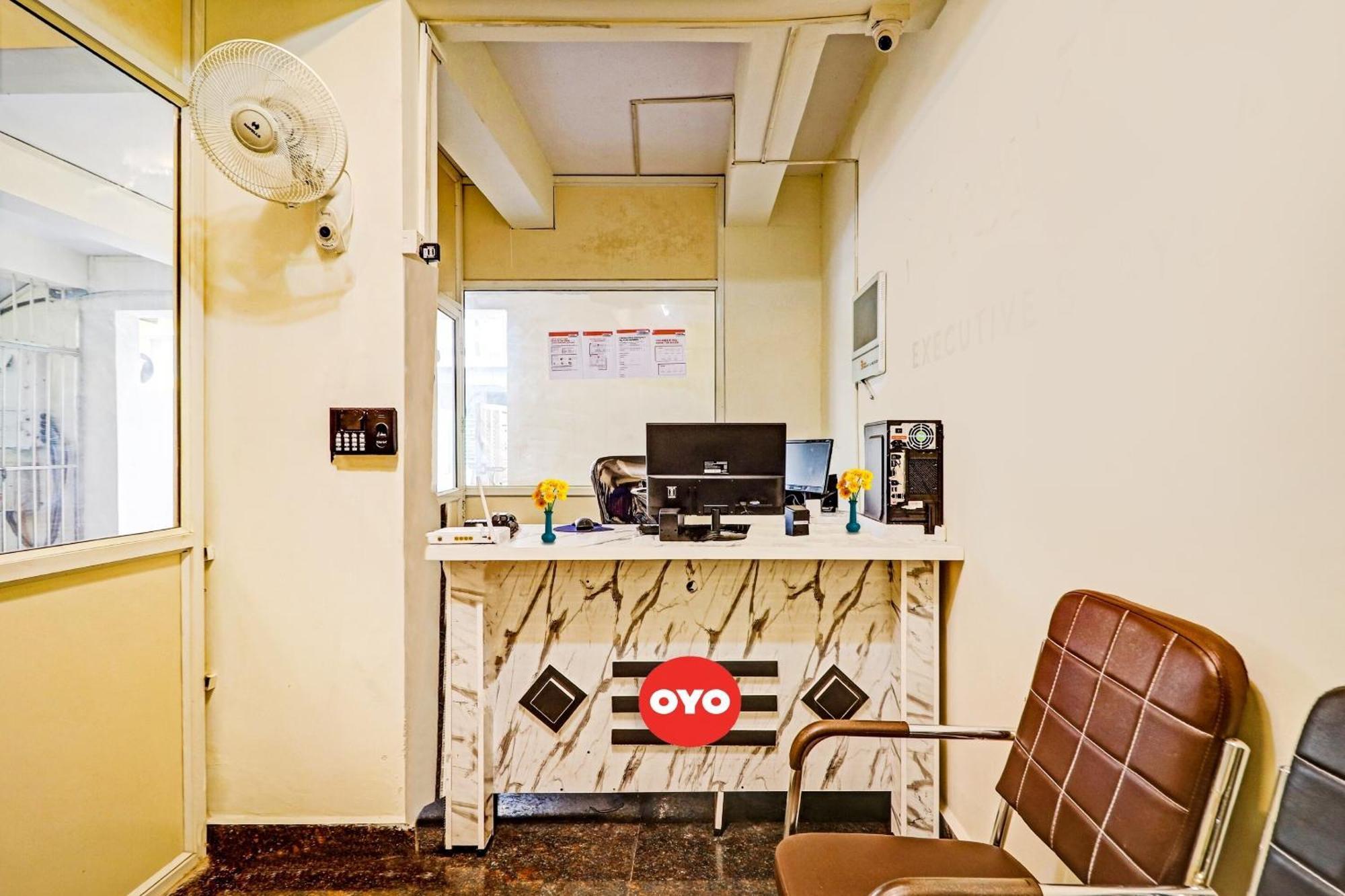 Oyo Happy Stay Hotels 海得拉巴 外观 照片