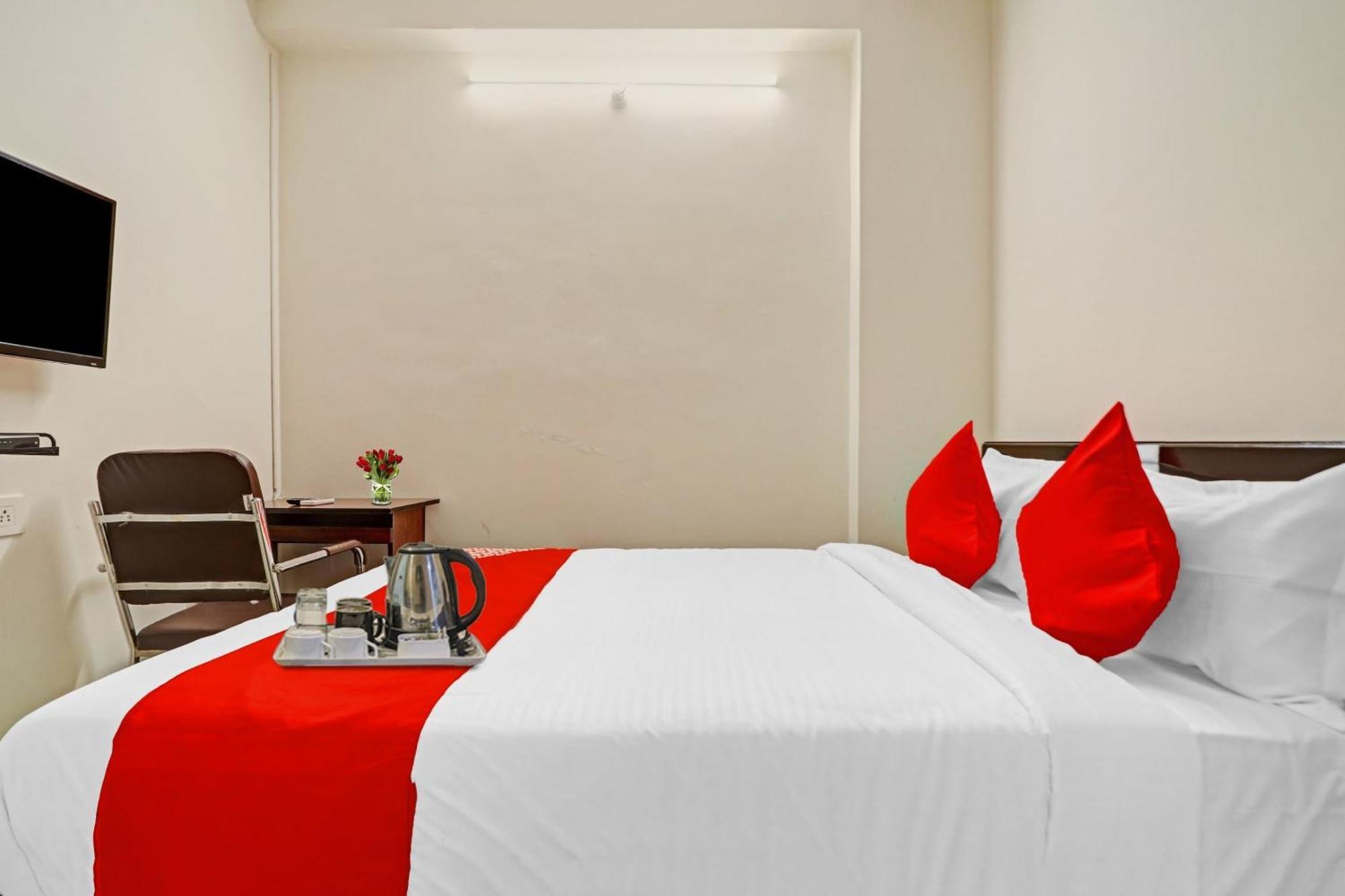 Oyo Happy Stay Hotels 海得拉巴 外观 照片