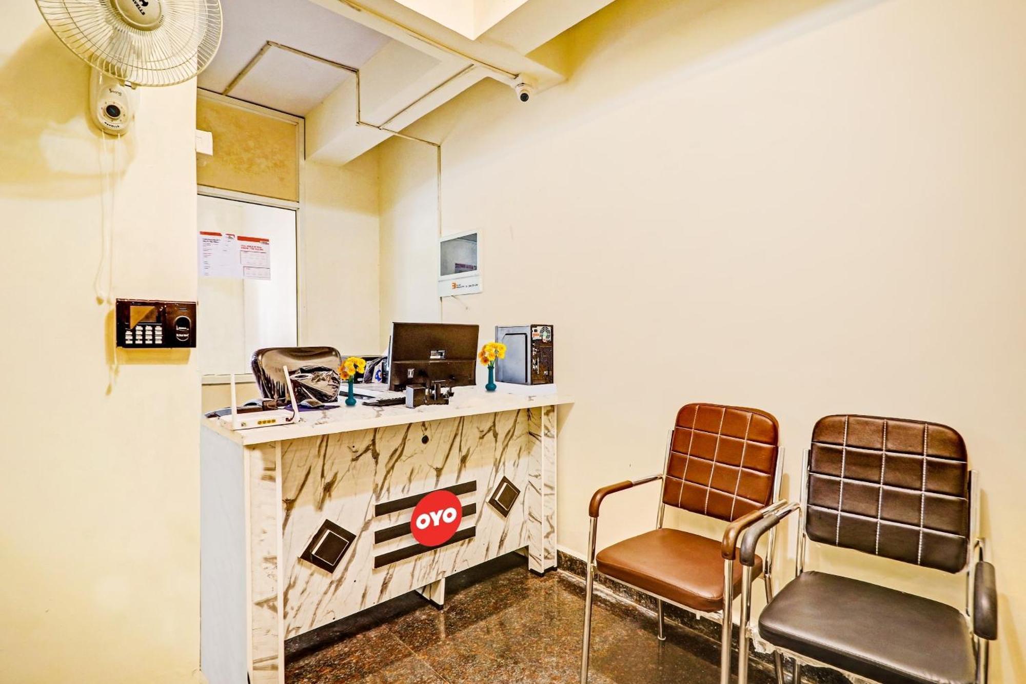 Oyo Happy Stay Hotels 海得拉巴 外观 照片